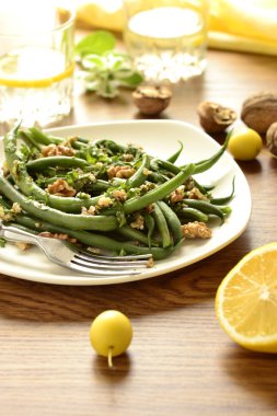 Ceviz yeşil fasulye salatası