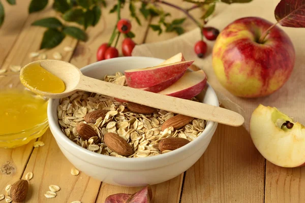 Diet breakfast - cereal, apples, honey — Stock Photo, Image