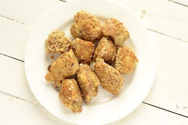 Fried chicken in sesame — Stock Photo, Image