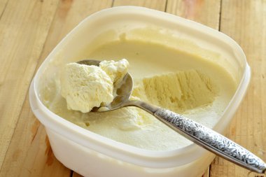 Vanilyalı dondurma.