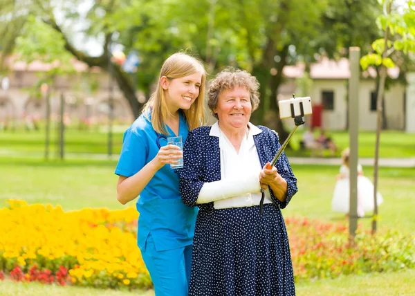 Roliga selfie tillsammans — Stockfoto