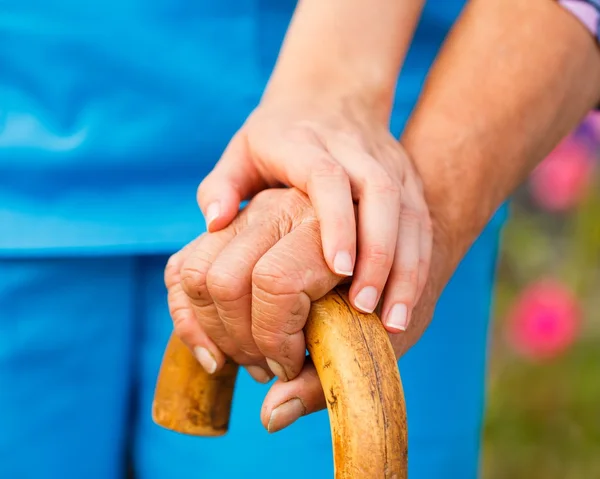 Ondersteuning van ouderen — Stockfoto