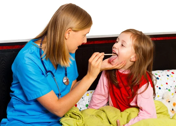 Onderzoek van de keel — Stockfoto