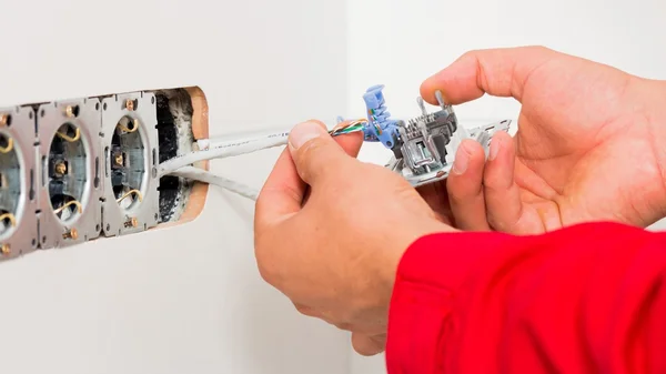 Installing Multiple Socket — Stock Photo, Image