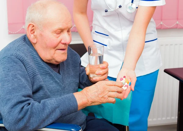 Problemas de salud de las personas mayores — Foto de Stock