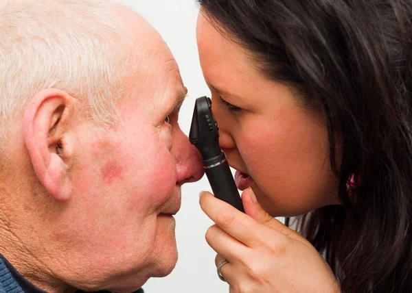 Ophthalmologist At Work — Stock Photo, Image