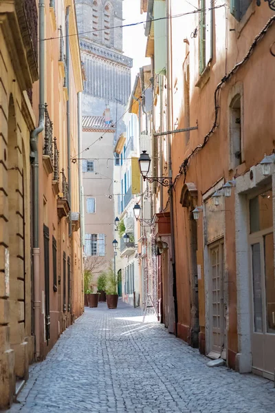 Beziers Francia Case Colorate Strada Tipica Nel Centro Storico — Foto Stock