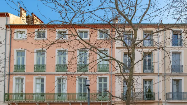 Beziers Frankrijk Kleurrijke Huizen Typische Straat Het Oude Centrum — Stockfoto