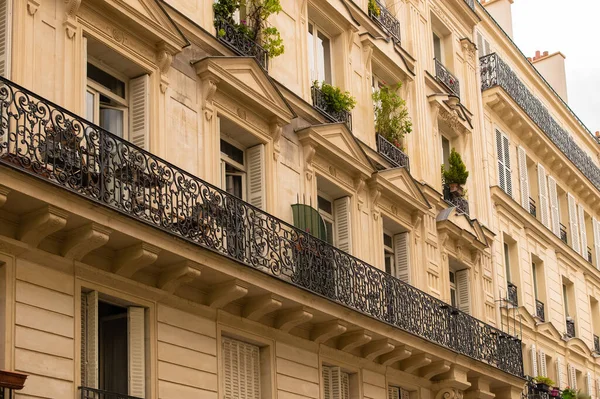 Paris Bel Immeuble Façade Typiquement Parisienne — Photo