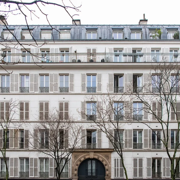 Paris Fachada Típica Janelas Belo Edifício Boulevard Richard Lenoir Inverno — Fotografia de Stock