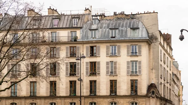 Parijs Typische Gevels Prachtige Gebouwen Het Centrum — Stockfoto