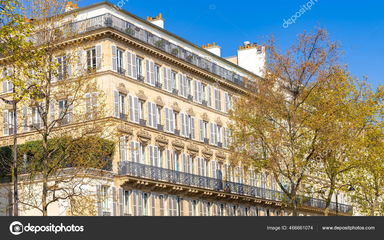 Paris Beautiful Building Boulevard Beaumarchais 11E District Stock