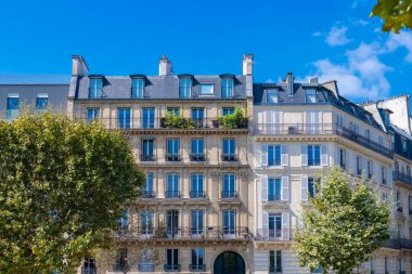 Paris, tipik Breteuil Bulvarı, lüks bir bölgede.