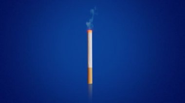 Filtreyle yanan sigara ve koyu mavi üzerinde duman sütunu