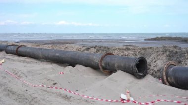 Kumsalda beslenen tüpler.