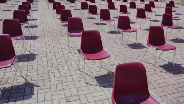 Many empty chairs for an event — Stock Video