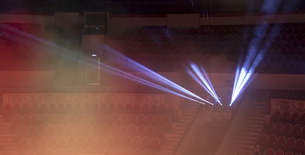 Luz da cena durante o concerto . — Fotografia de Stock