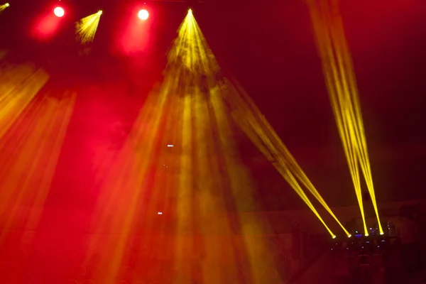 Luz da cena durante o concerto . — Fotografia de Stock