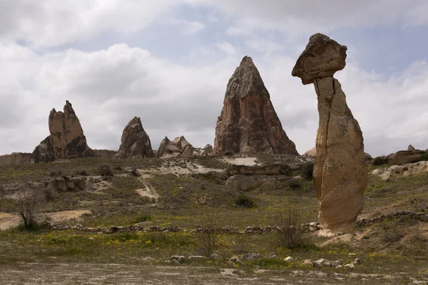 Belle formation rocheuse en cappadoce en dinde — Photo