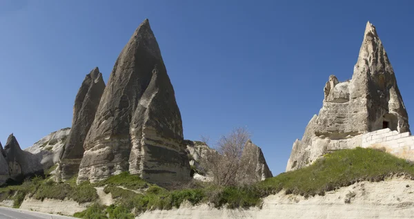 Krásné skalní útvar na Kappadokie v Turecku — Stock fotografie