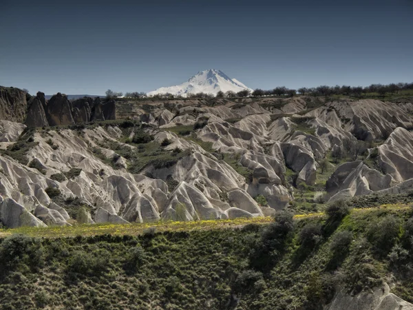 Vackra klippformation på cappadocia i Turkiet — Stockfoto