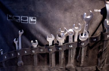 arkaplandaki çalışma araçları