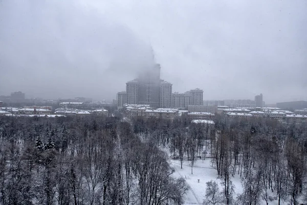 Schneefall Der Stadt Moskau Starker Schneefall Und Wohnhäuser Winter Winterlandschaft — Stockfoto