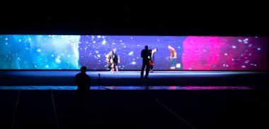 Tenis yayını için TV kamerası