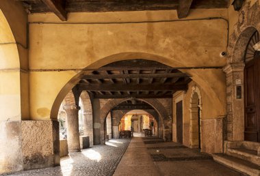 Verona şehrinin güzel hava manzarası. VERONA, ITALY.