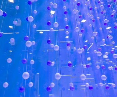 soyut plastik açık mavi ve mavi topların arkaplanı