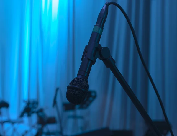 Microphone on the stage — Stock Photo, Image