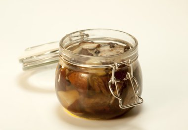 Konserve için ev yapımı kavanoz