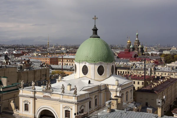 Санкт-Петербург. Вид на місто з верхньої точки. Росія. — стокове фото