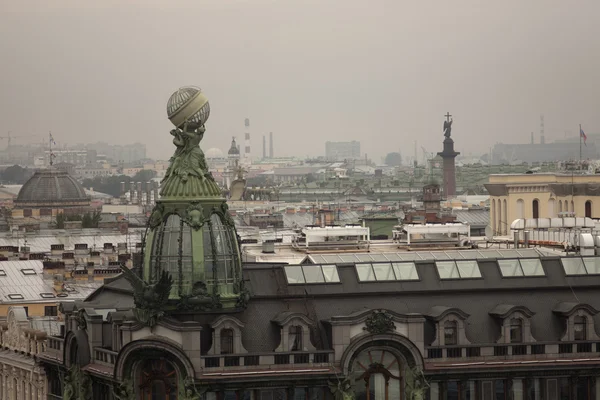 Санкт-Петербург. Вид на місто з верхньої точки. Росія. — стокове фото