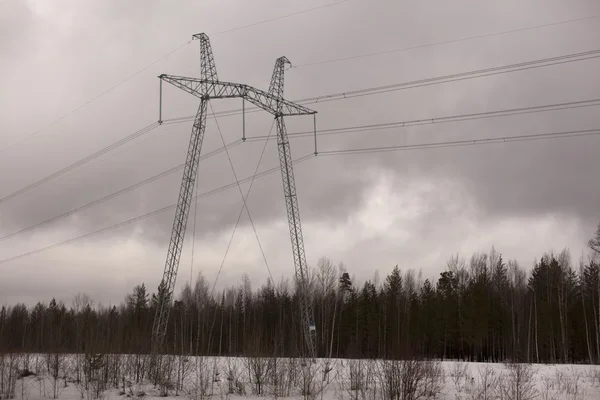 High-voltage transmission lines — Stock Photo, Image