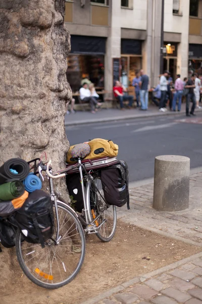 Fahrrad auf den Straßen von Paris — Stockfoto