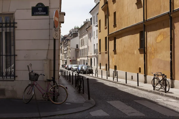 Paris sokaklarında Bisiklet — Stok fotoğraf