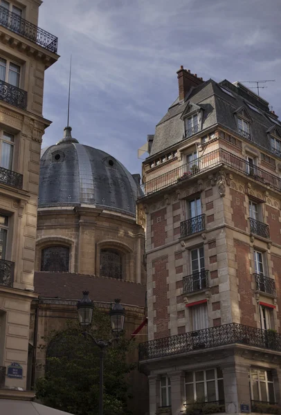 Paris'in tarihi merkezinde görünümlerini — Stok fotoğraf