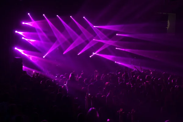 Light striking a rock concert — Stock Photo, Image