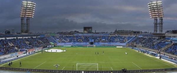 Um campo de futebol, um plano geral — Fotografia de Stock