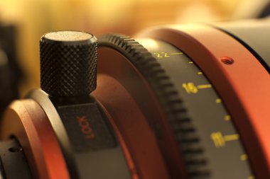 Profesyonel dijital video kamera