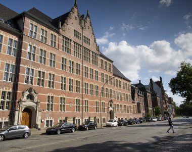 Hamburg güzel kez bakıldı.