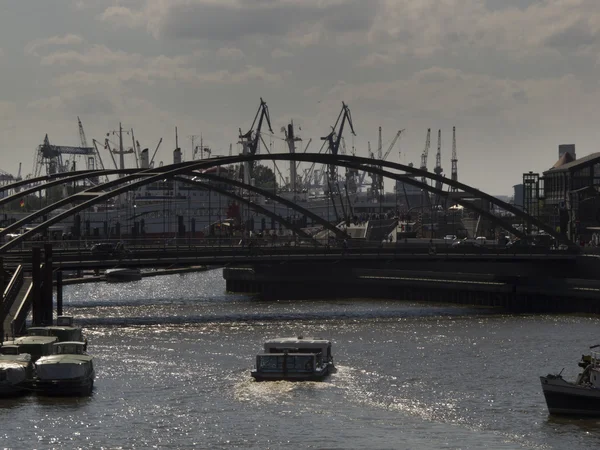 Prachtig uitzicht van Hamburg. — Stockfoto