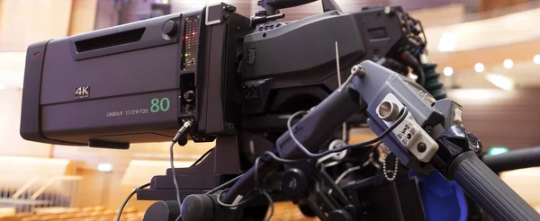 Videocamera digitale professionale. accessori per videocamere 4k . — Foto Stock