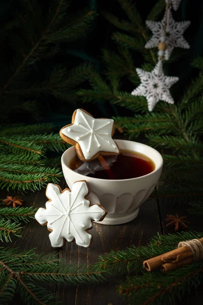 Ceramic Mug Black Tea Cinnamon Fir Branches Dark Wooden Background — Stock Photo, Image