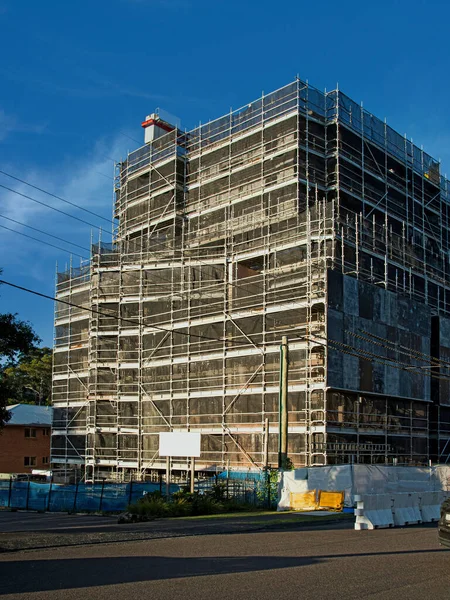 2021年5月22日 進捗状況の更新写真を構築します 最上階が形成された 南西からの眺め 58ビーン セント ゴスフォードの社会住宅建設 オーストラリアだ 商業用画像 — ストック写真