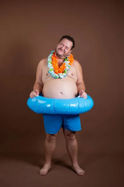 Vacaciones Vacaciones Mar Hombre Gordo Divertido — Foto de Stock