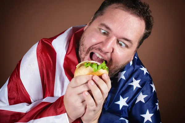 Dieta Estilo Vida Saudável Homem Gordo Engraçado Com Hambúrguer — Fotografia de Stock