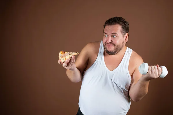 Dieta Estilo Vida Saludable Hombre Gordo Divertido Con Una Hamburguesa — Foto de Stock