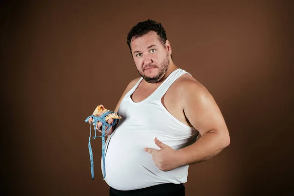 Ernährung Und Gesunder Lebensstil Lustiger Fetter Mann Mit Einem Burger — Stockfoto